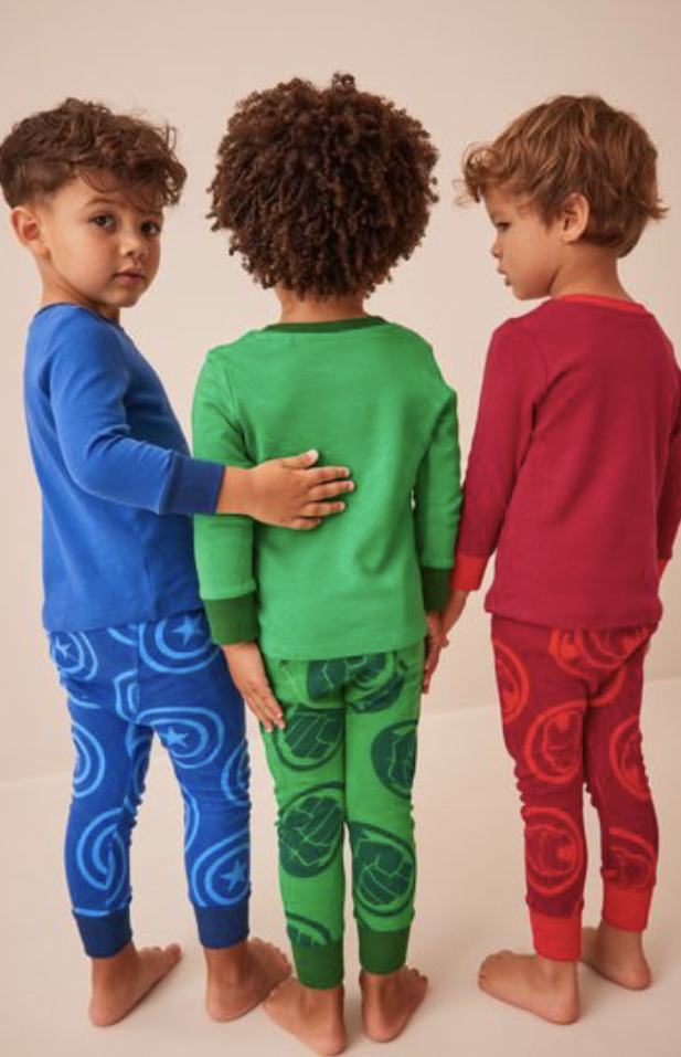 ست بلوز شلوار نخی پسرانه برند نکست طرح هیرومن ابرقهرمانان مارول رنگ قرمز